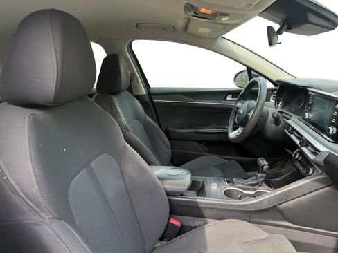 Used 2021 Kia K5 LXS image 15