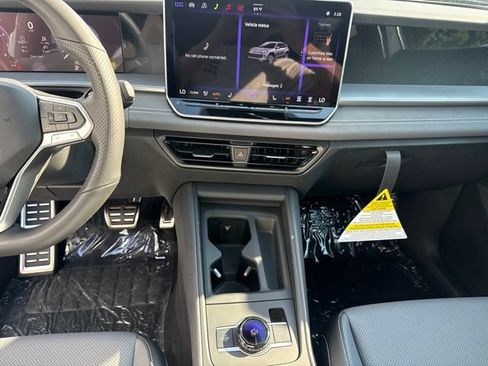 New 2026 Volkswagen Tiguan SE R-Line AWD/4WD image 20