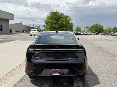 Used 2024 Toyota Prius Prime FWD image 7