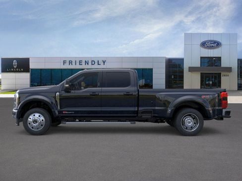 New 2026 Ford F450 XLT w/ XLT Premium Package image 3