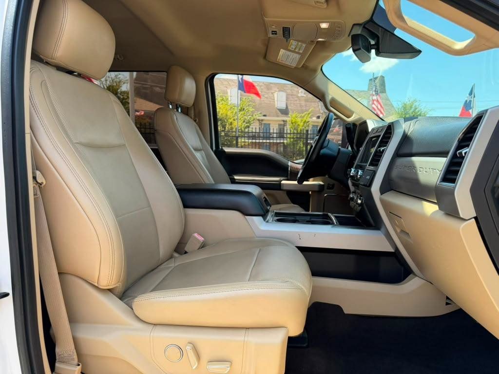Used 2018 Ford F250 Lariat w/ Lariat Ultimate Package AWD/4WD image 17