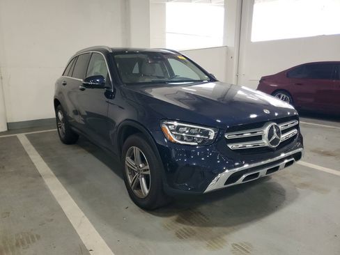 Used 2022 Mercedes-Benz GLC 300 4MATIC image 2