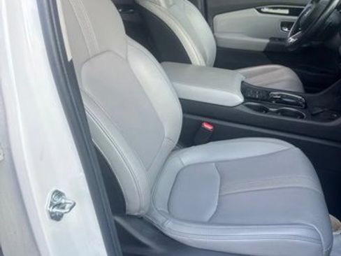 Certified 2025 Honda Pilot EX-L image 13