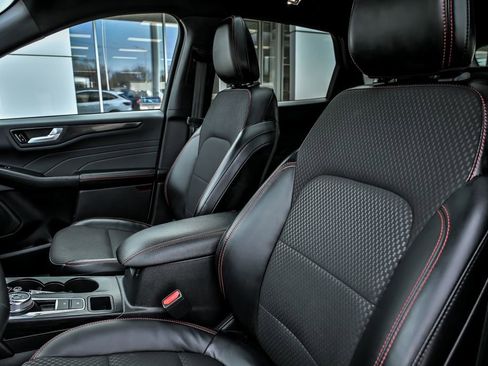 Used 2023 Ford Escape ST-Line w/ Tech Pack #1 image 15