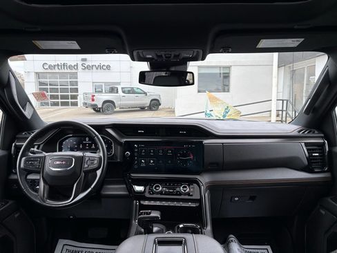 Used 2022 GMC Sierra 1500 AT4 w/ AT4 Premium Package AWD/4WD image 25