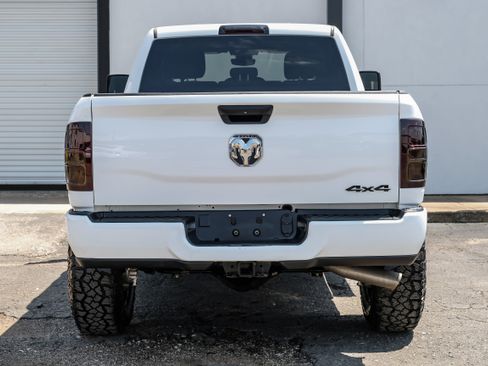 Used 2023 RAM 2500 Big Horn w/ Cold Weather Group AWD/4WD image 7