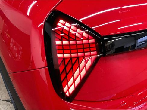 Certified 2025 MINI Cooper S image 31