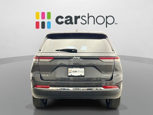 Used 2023 Jeep Grand Cherokee Laredo AWD/4WD image 4
