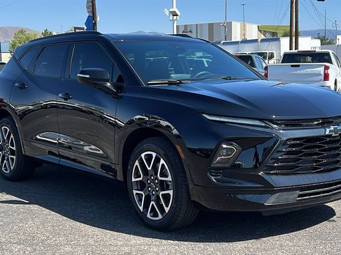 Certified 2024 Chevrolet Blazer RS w/ Enhanced Convenience Package image 3