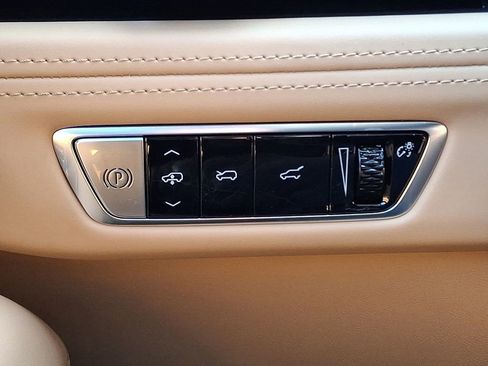 New 2025 Cadillac Escalade IQ Sport 2 w/ LPO, ONYX Package image 17