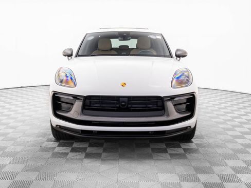 Certified 2023 Porsche Macan Turbo image 34