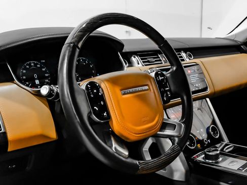 Used 2019 Land Rover Range Rover Long Wheelbase Autobiography image 17
