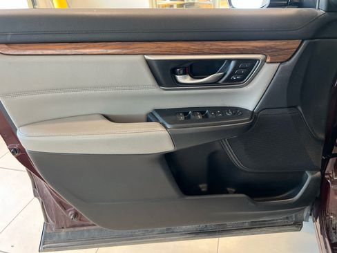 Used 2019 Honda CR-V Touring image 13