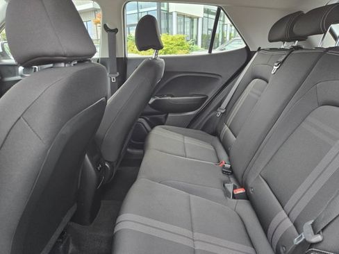 Used 2026 Hyundai Venue SEL FWD image 12