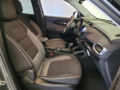 Used 2023 Chevrolet TrailBlazer LT w/ Convenience Package image 16