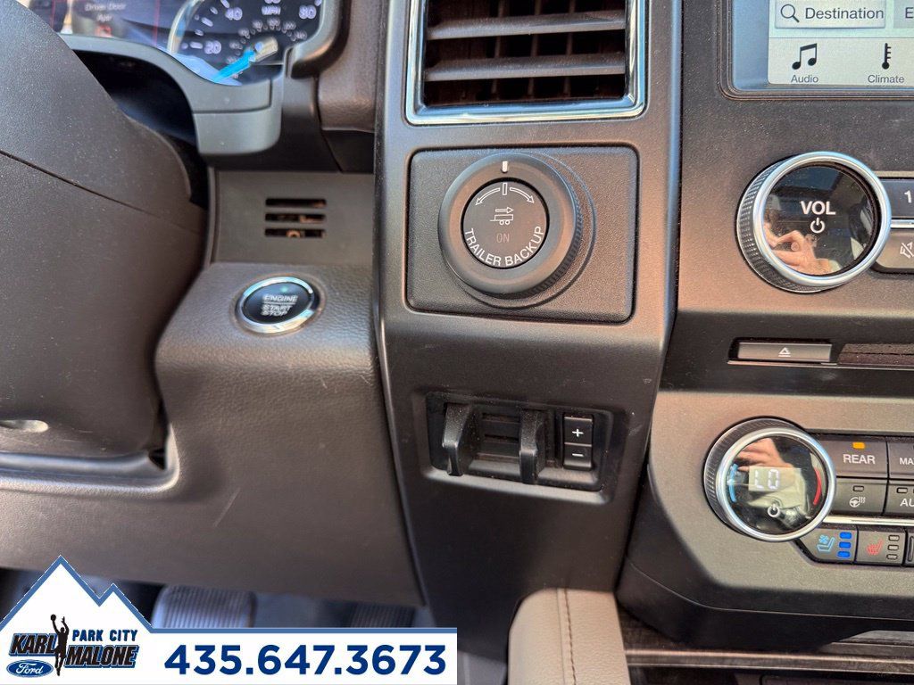 Used 2018 Ford Expedition Limited w/ Equipment Group 302A AWD/4WD image 22