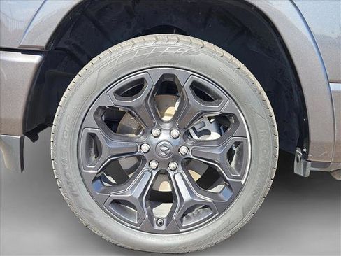Used 2022 RAM 1500 Limited w/ Night Edition image 24
