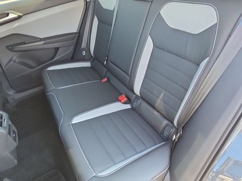 Certified 2024 Volkswagen Taos SEL AWD/4WD image 20