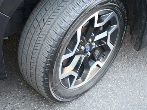 Used 2017 Subaru Crosstrek 2.0i Premium AWD/4WD image 11