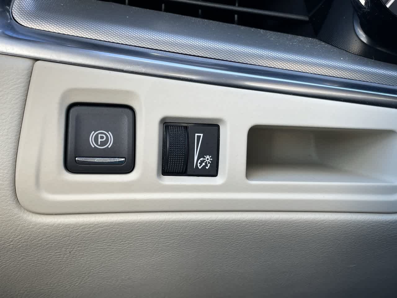 Used 2024 Cadillac XT5 Premium Luxury AWD/4WD image 30
