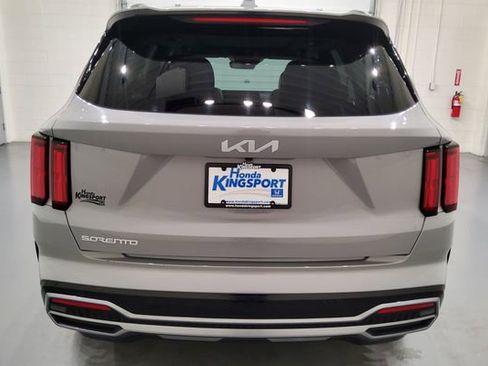 Used 2023 Kia Sorento SX FWD image 13