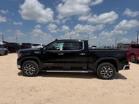 New 2026 GMC Sierra 1500 SLT RWD image 8