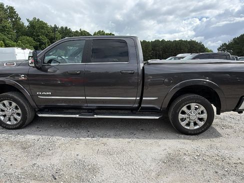Certified 2024 RAM 3500 Limited AWD/4WD image 11