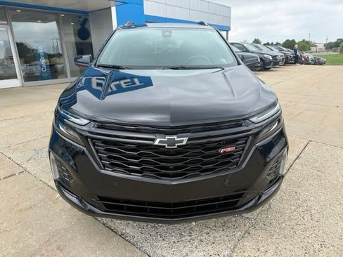 Used 2024 Chevrolet Equinox RS w/ RS Leather Package AWD/4WD image 8