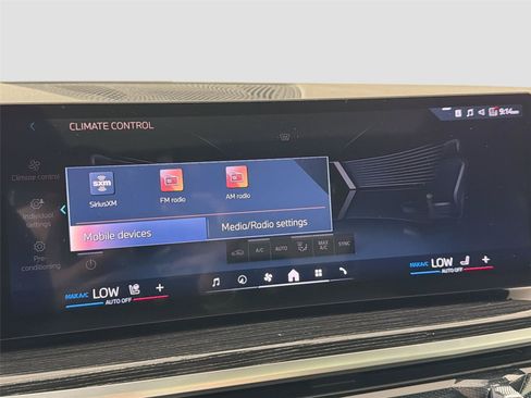 Certified 2026 BMW X6 xDrive40i AWD/4WD image 14