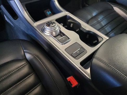 Used 2024 Ford Edge SEL image 26