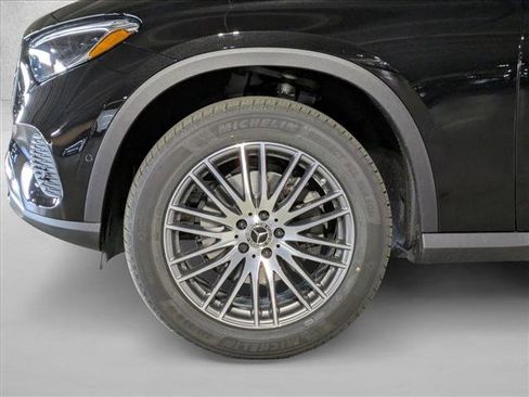 New 2026 Mercedes-Benz GLC 300 image 9
