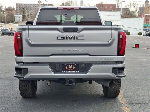 Used 2025 GMC Sierra 2500 Denali Ultimate image 23