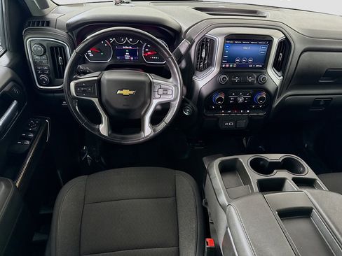 Used 2022 Chevrolet Silverado 1500 LT AWD/4WD image 17