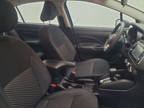 Used 2020 Nissan Versa S FWD image 21