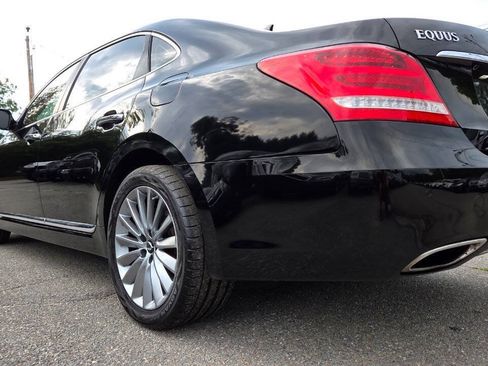 Used 2015 Hyundai Equus Signature RWD image 13