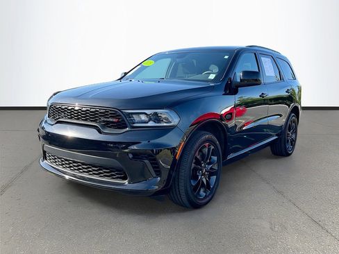 Certified 2025 Dodge Durango GT w/ Blacktop Package AWD/4WD image 3