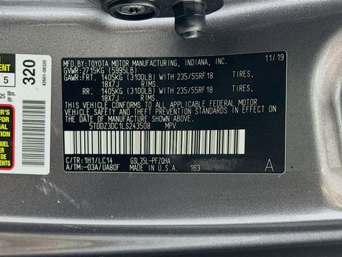 Used 2020 Toyota Sienna XLE image 35