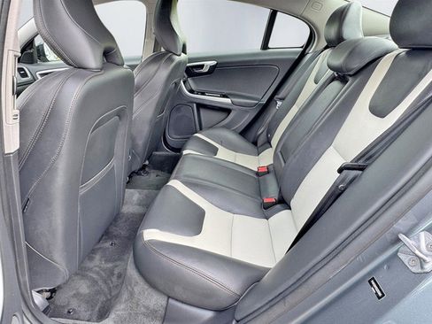 Used 2016 Volvo S60 T5 Cross Country Platinum AWD/4WD image 22