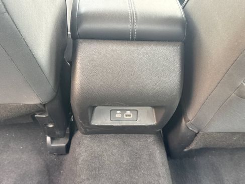 Used 2025 Nissan Altima 2.5 SV FWD image 24