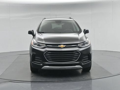 Used 2020 Chevrolet Trax LT w/ LT Convenience Package AWD/4WD image 57