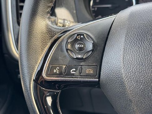 Used 2020 Mitsubishi Outlander SE image 18