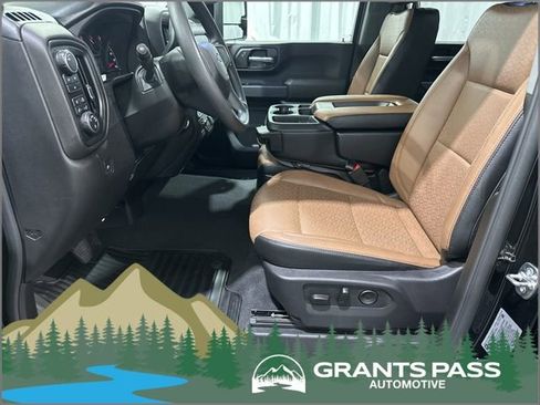 Certified 2025 Chevrolet Silverado 2500 Custom w/ Custom Value Package image 10