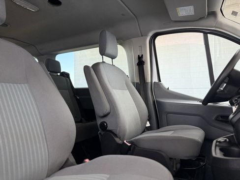 Used 2019 Ford Transit 350 XLT image 38