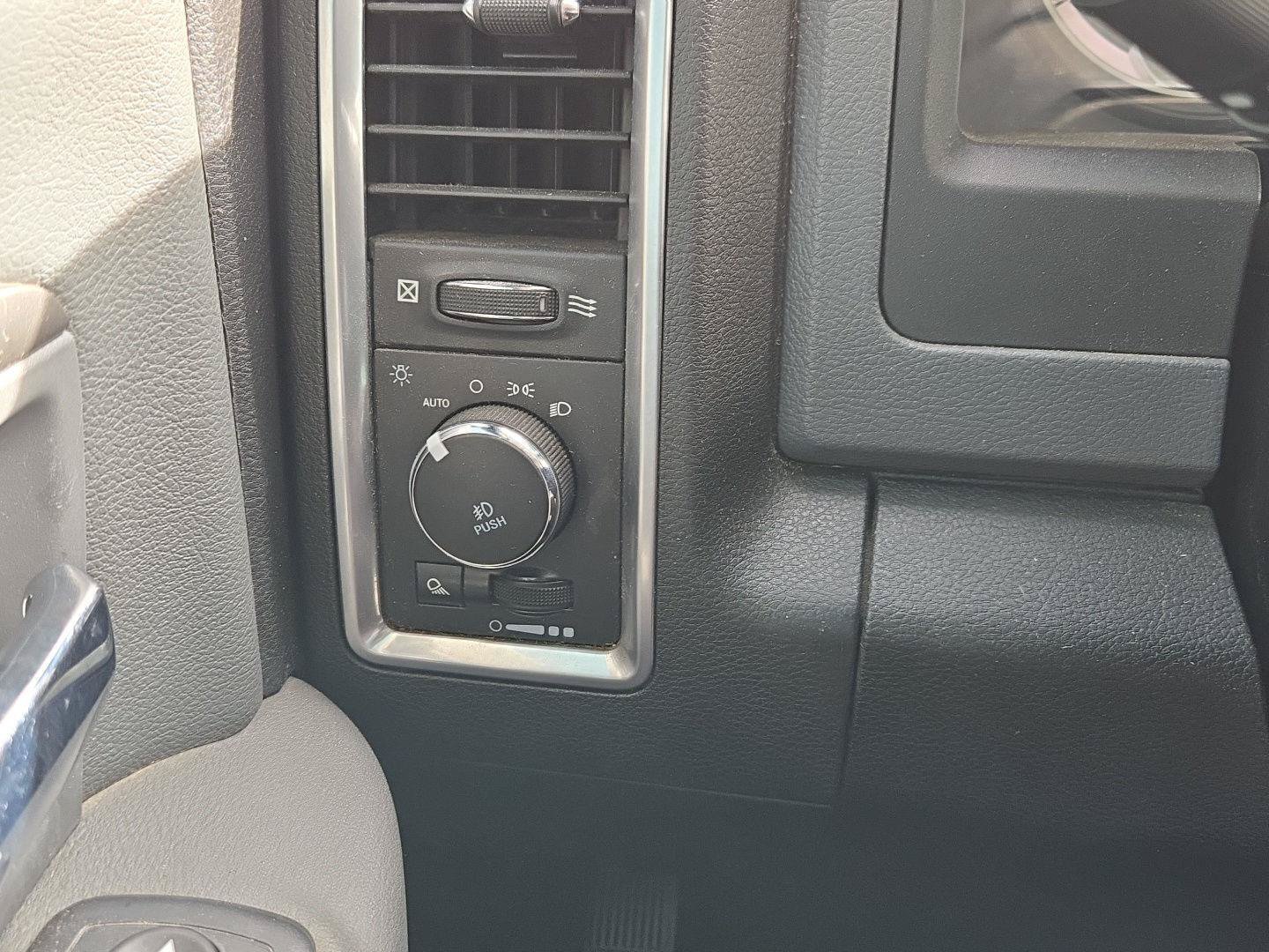 Used 2018 RAM 2500 Big Horn AWD/4WD image 22