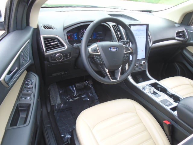 Used 2024 Ford Edge SEL w/ Convenience Package AWD/4WD image 15
