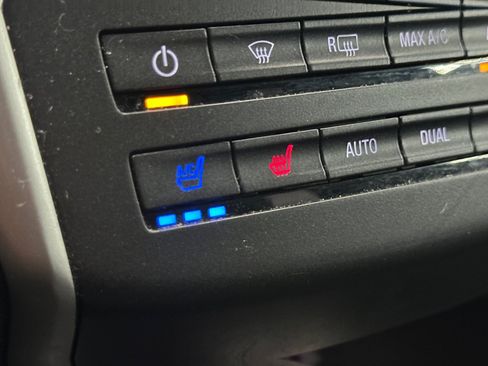 Used 2015 Lincoln MKC FWD w/ Equipment Group 102A Reserve image 26