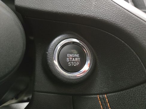 Used 2020 Subaru Crosstrek 2.0i Premium w/ Moonroof Package 2 image 25