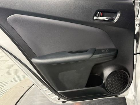 Used 2022 Toyota Prius Prime XLE image 33