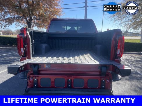 Used 2025 GMC Sierra 1500 SLT w/ SLT Convenience Package image 28