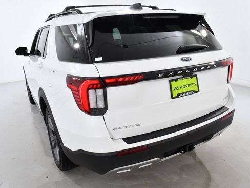 New 2026 Ford Explorer Active w/ Active Comfort Package AWD/4WD image 14